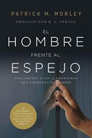 El hombre frente al espejo